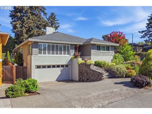 7637 Ne Sacramento St, Portland, OR, 97213-6042 | Card Image