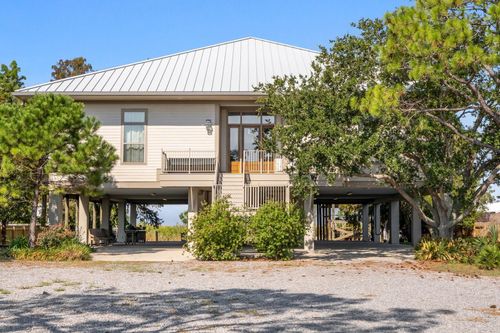 5318 Privateer Blvd, Barataria, LA, 70036-4722 | Card Image