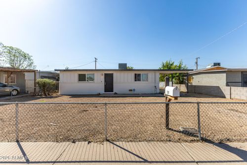 2301 E Lynne Ln, Phoenix, AZ, 85042-4633 | Card Image