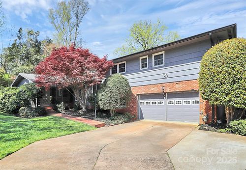 501 Eastwood Dr, Gastonia, NC, 28054-4910 | Card Image