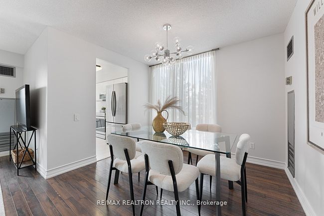 307 - 110 Promenade Cir, Condo with 2 bedrooms, 2 bathrooms and null parking in Vaughan ON | Image 23