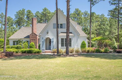117 Chanticleer Dr, Pinehurst, NC, 28374-0800 | Card Image
