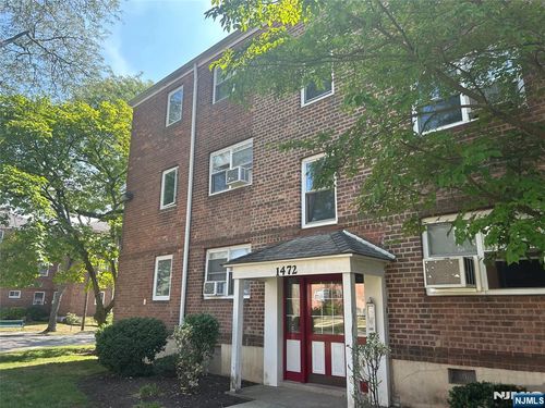 1472 W Terrace Cir, Teaneck, NJ, 07666-5228 | Card Image