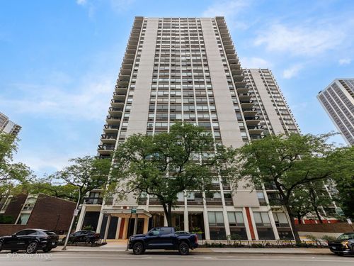 803-1455 N Sandburg Ter, Chicago, IL, 60610-5581 | Card Image