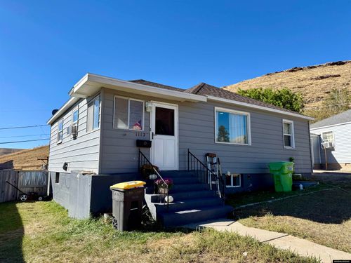 1112 Jeffers Dr, Rawlins, WY, 82301-5602 | Card Image