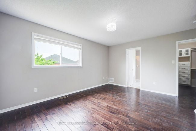 9 Oxtail Lane, House other with 5 bedrooms, 5 bathrooms and 4 parking in Brampton ON | Image 7
