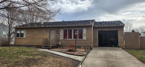 1306 Crestview Rd, Albert Lea, MN, 56007-3541 | Card Image