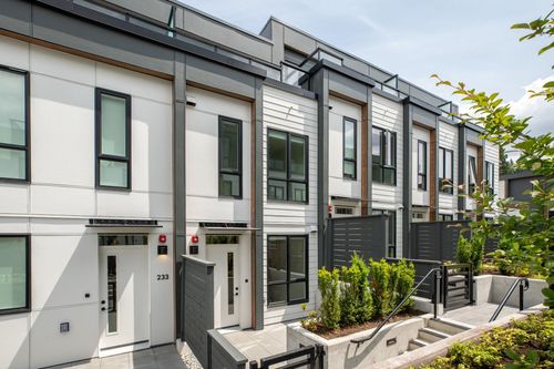 234-715 Ducklow St, Coquitlam, BC, V3J0P7 | Card Image