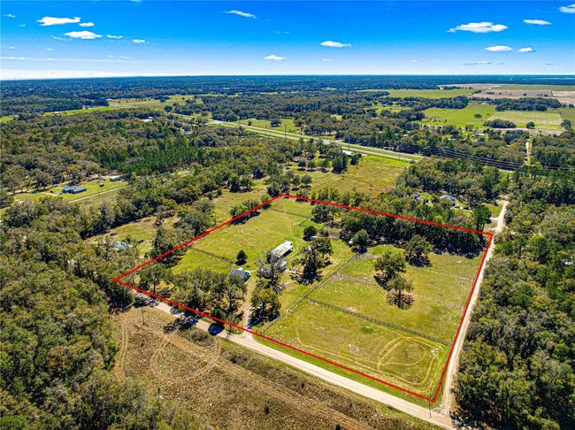 15950 Ne 50 Th St, Home with 4 bedrooms, 2 bathrooms and null parking in WILLISTON FL | Image 40