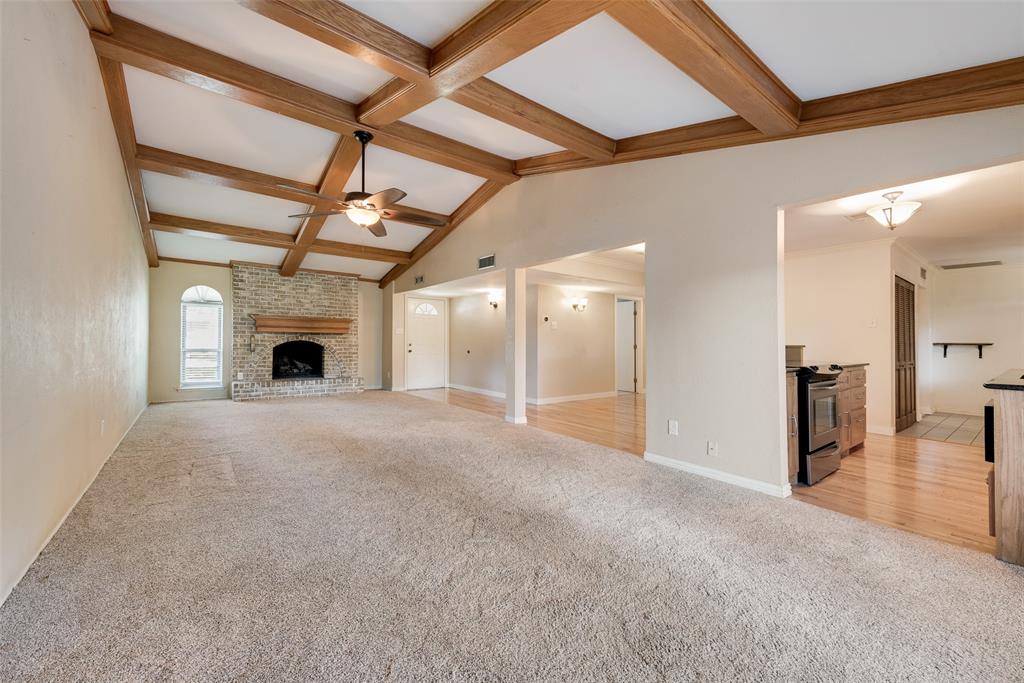 Russwood Ln, Garland, TX 75044