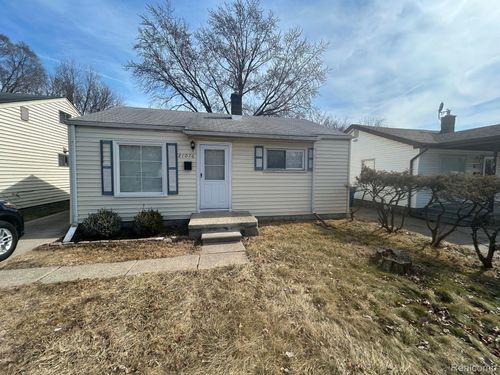 21076 Atlantic Ave, Warren, MI, 48091-2831 | Card Image