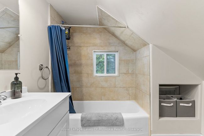 87 Ferguson Rd, House other with 3 bedrooms, 1 bathrooms and 4 parking in Katrine ON | Image 32