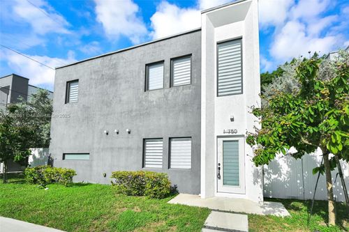 18750 Sw 117th Ave, Miami, FL, 33177-3212 | Card Image