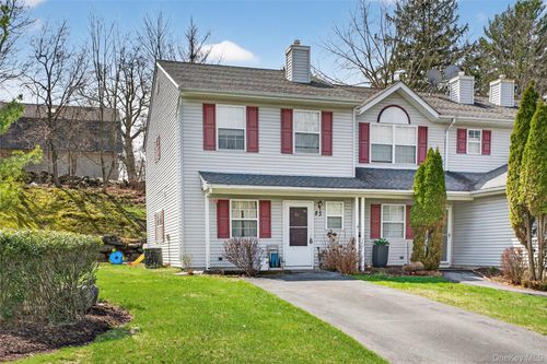 83 Lois Ln, Monroe, NY, 10950-4141 | Card Image