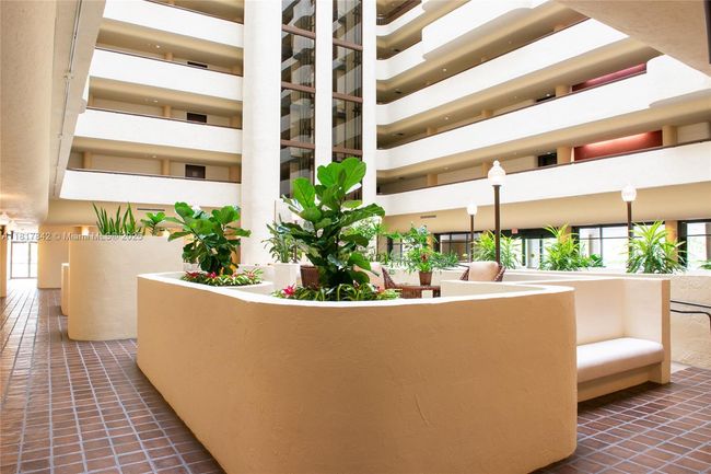 APT-306 - 600 Biltmore Way, Condo with 2 bedrooms, 3 bathrooms and null parking in Coral Gables FL | Image 15