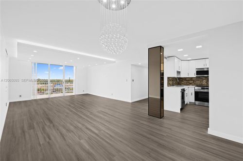 802-16710 Ne 9th Ave, North Miami Beach, FL, 33162-2530 | Card Image