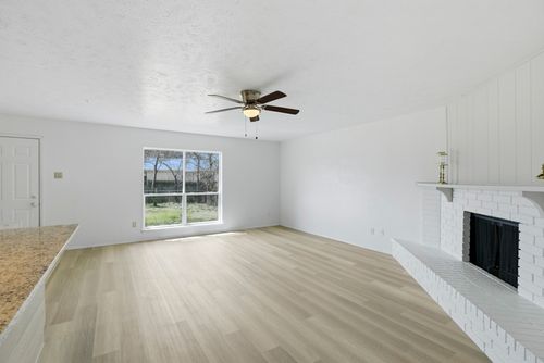 524 Oldbridge Dr, Allen, TX, 75002-4007 | Card Image