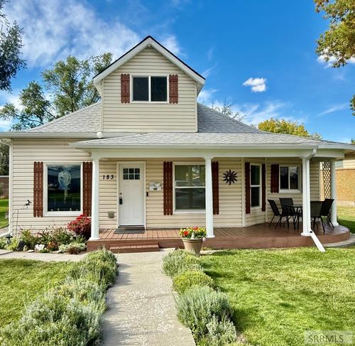 183 N Oak St, Blackfoot, ID, 83221-1757 | Card Image