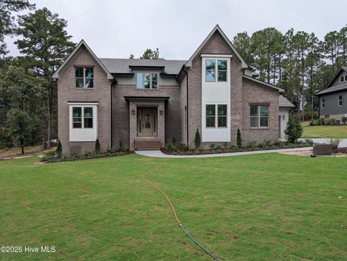 305 Sloan Ln, Pinehurst, NC, 28374-6839 | Card Image