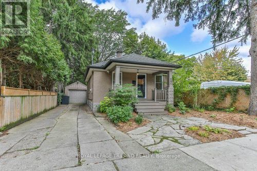 201 Langley St, London, ON, N6C4G5 | Card Image