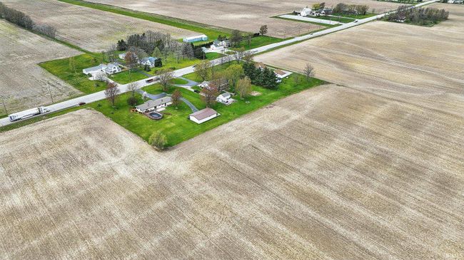 6351 N State Road 1, House other with 3 bedrooms, 2 bathrooms and null parking in Ossian IN | Image 9