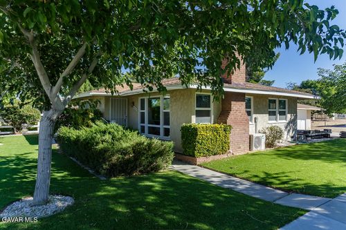 44654 20th St W, Lancaster, CA, 93534-2716 | Card Image