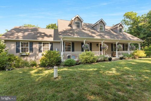 6484 Carpers Pike, YELLOW SPRING, WV, 26865-8800 | Card Image