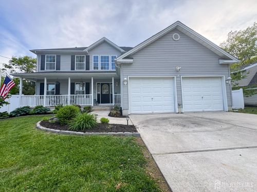 137 Bowsprit Rd, Manahawkin, NJ, 08050-5001 | Card Image
