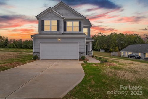 133 Pumice Dr, Statesville, NC, 28625-1682 | Card Image