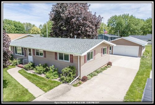 714 S Nash Street, HORTONVILLE, WI, 54944 | Card Image