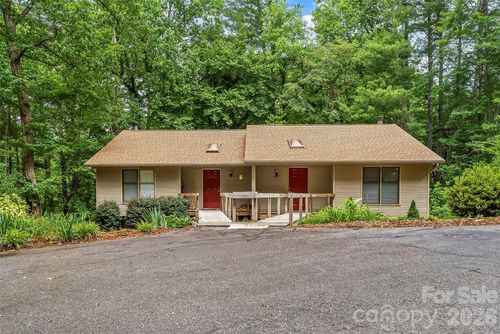 110 Wesley Dr, Morganton, NC, 28655-2551 | Card Image