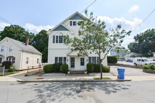 2-41 Oak St, Waltham, MA, 02453-8622 | Card Image