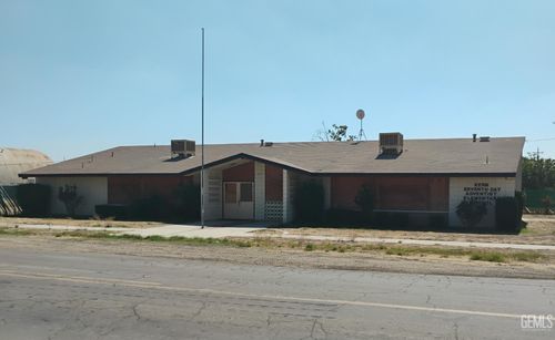 30105 Riverside Street, Shafter, CA, 93263 | Card Image