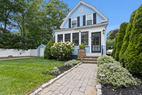 77 Ocean Ave, Old Orchard Beach, ME, 04064-2409 | Card Image