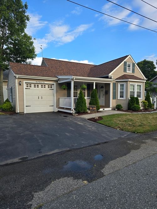 110 Grant Ave, Somerset, MA, 02726-5108 | Card Image