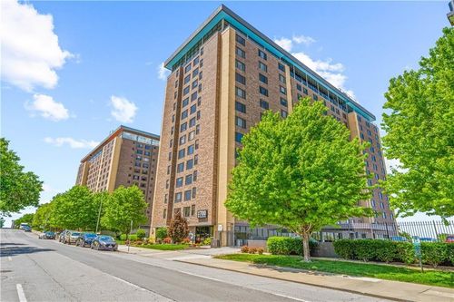 unit-400-700 E 8th St, Kansas City, MO, 64106-1625 | Card Image