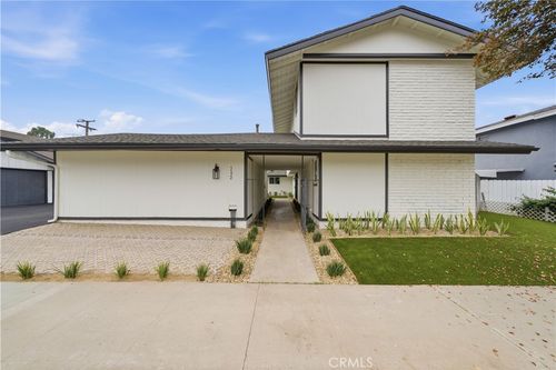 c-1172 N Shattuck, Orange, CA, 92867 | Card Image