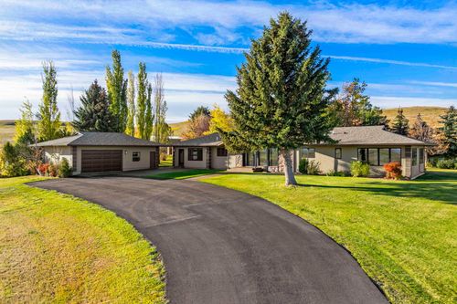 198 E Hunter Rd, Black Eagle, MT, 59405 | Card Image