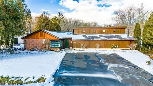 {{alt}} | Card Image