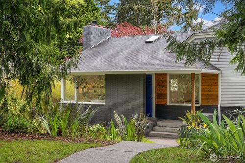 21625 92nd Ave W, Edmonds, WA, 98020-3970 | Card Image