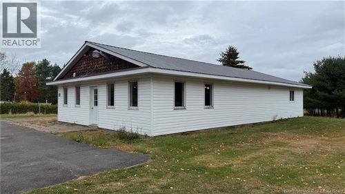 {{alt}} | Card Image