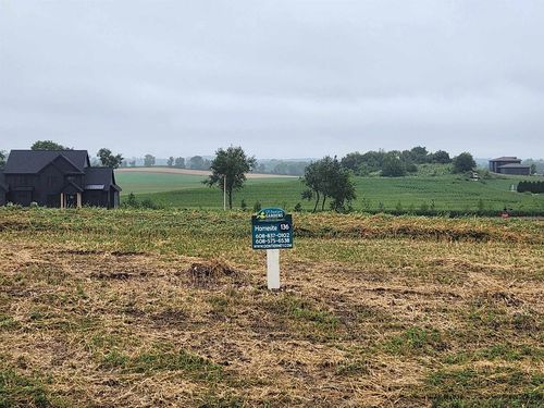 L136 Blue Victoria Drive, Windsor, WI, 53590 | Card Image