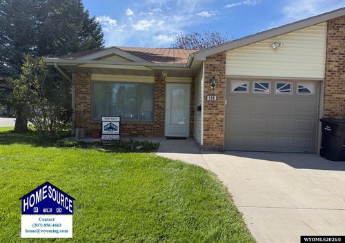 500 Pioneer Ave, Riverton, WY, 82501-3240 | Card Image