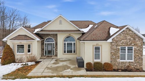 603 Clover Lane, Moscow, PA, 18444 | Card Image