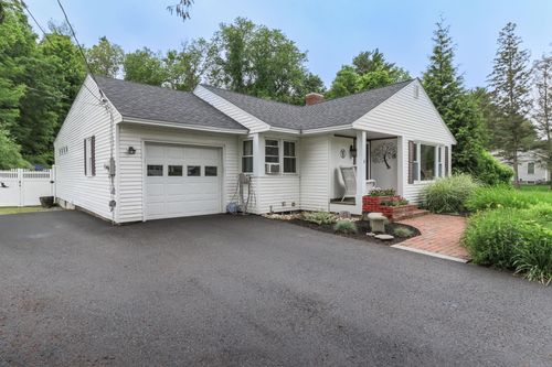 3 Mooreland Ave, Concord, NH, 03301-2246 | Card Image