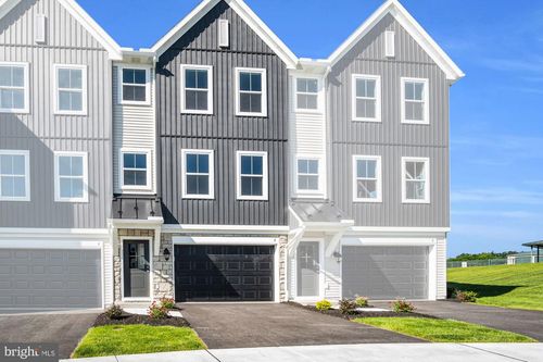 012-03-6 Morgan Cir, CARLISLE, PA, 17013-9400 | Card Image