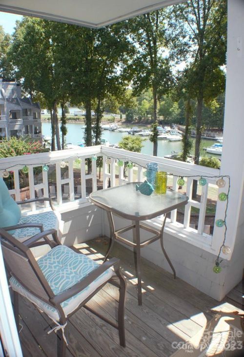 218 Northwest Dr, Davidson, NC, 28036-9440 | Card Image