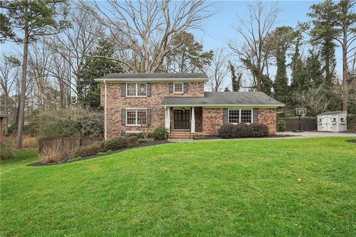 100 Westwood Dr Nw, Marietta, GA, 30064-1712 | Card Image