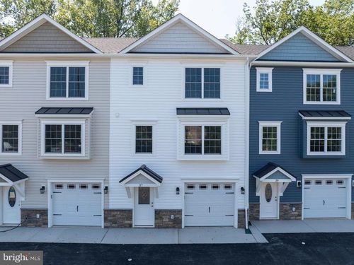 37 W Duck St, FRONT ROYAL, VA, 22630-4610 | Card Image