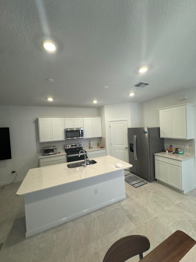 13161 Stillmont Pl, Condo with 3 bedrooms, 3 bathrooms and null parking in TAMPA FL | Image 5